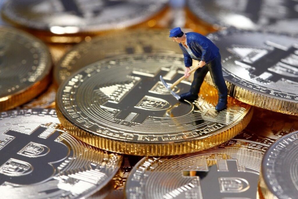 Kinh nghiệm mua bán đồng coin có tổng cung thấp